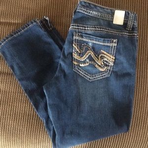 Maurice’s Jean Capris Size 9/10 EUC!!